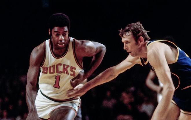 还因为他对 还因为他对