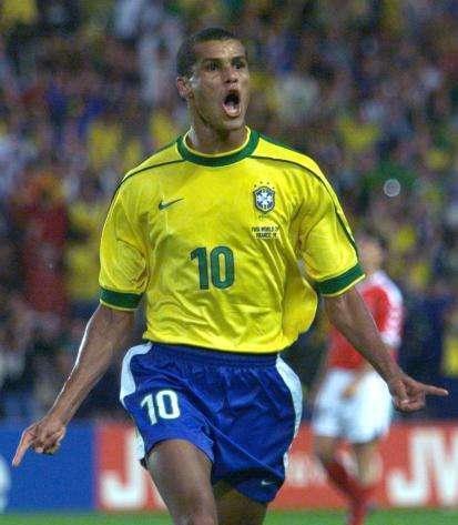 季表现出色 季表现出色