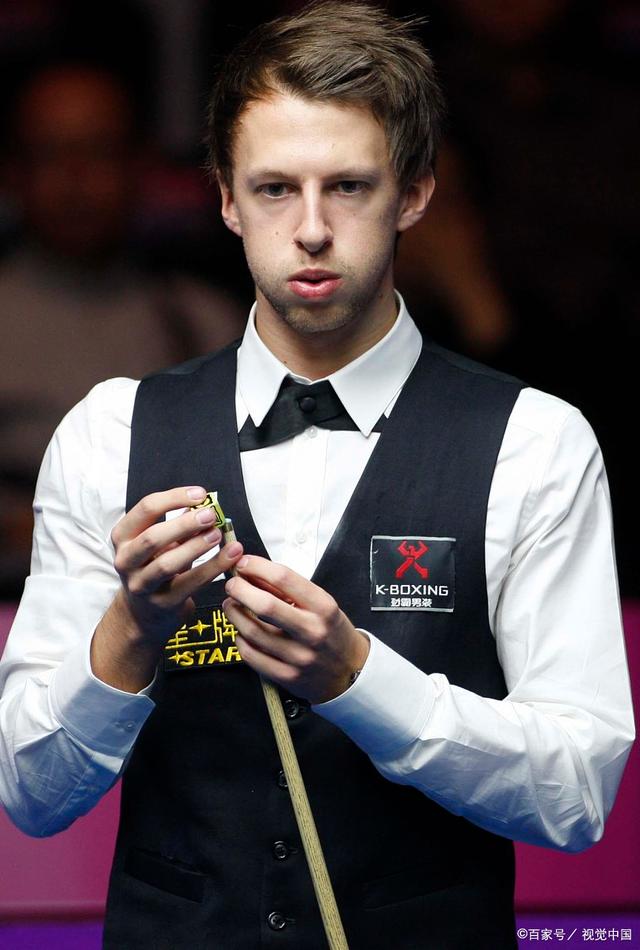 相比之下 相比之下